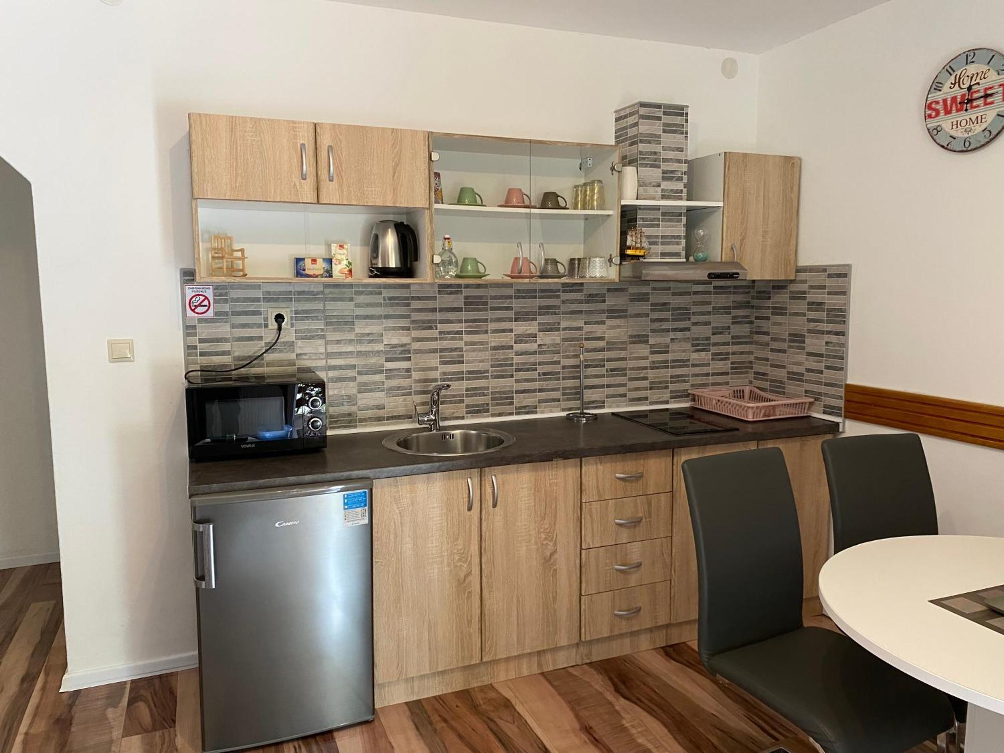 Apartment Liso Селиште-Дрежничко Экстерьер фото